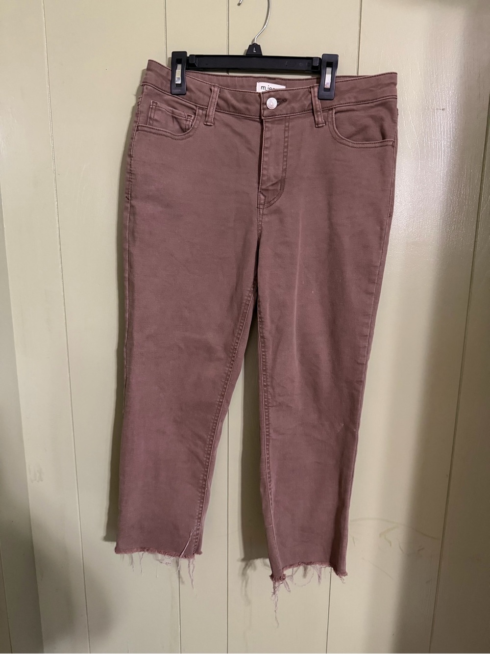 Maurice’s m jeans Women’s Crop Frayed Hem Jeans — Brown
